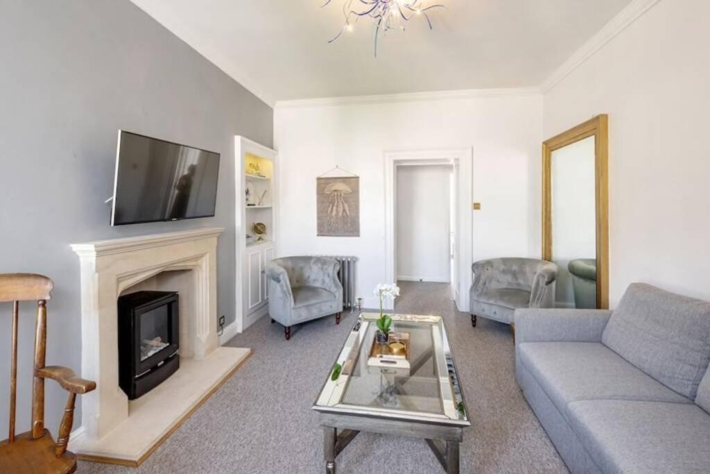 Georgian Apartment Located In The Center Of Bath. Экстерьер фото