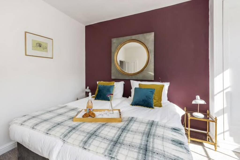 Georgian Apartment Located In The Center Of Bath. Экстерьер фото
